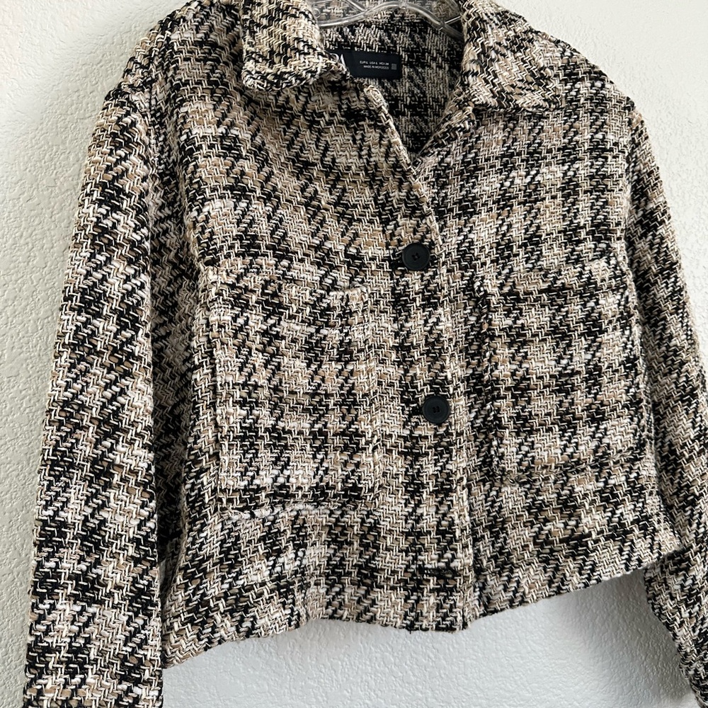 Zara Black and Cream Knit L